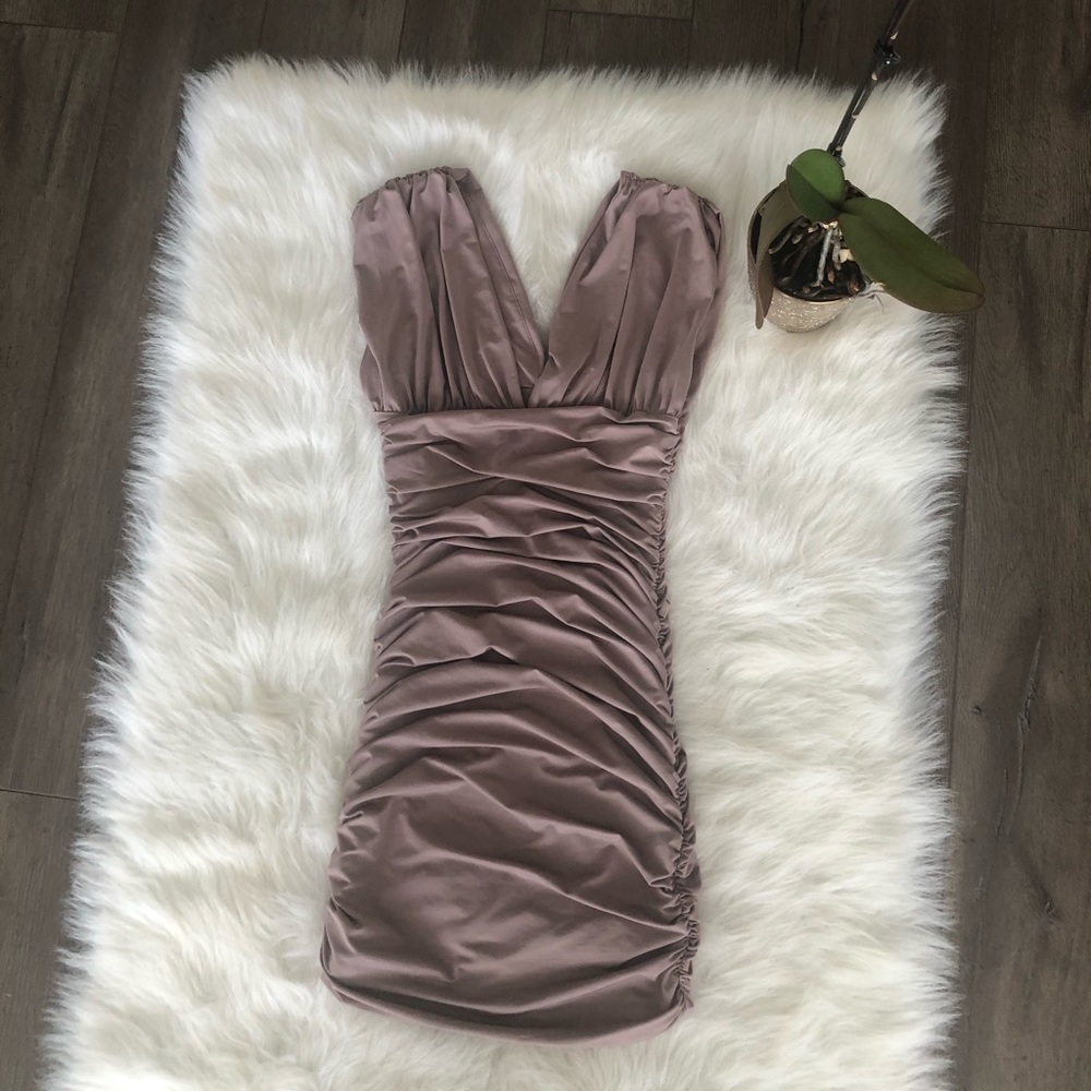 Lavender mini dress 💃